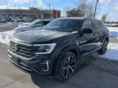 Welcome to Country Hills Volkswagen 2025 Volkswagen Atlas Cross Sport Execline Our team of knowledge...