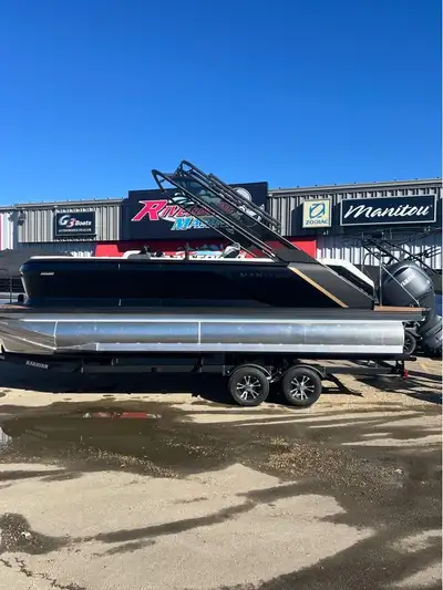 TRI-TUNE PONTOON...THIS PONTOON BOAT HAS THE PATENTED V-TUNE, WITH THE POWERFULL ROTAX 150 GHOST. IN...