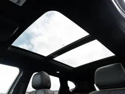 2023 Chevrolet Blazer Premier AWD | V6 | Panoramic Roof | Bos..., View more