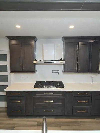 Kitchen Cabinets & Countertops • Wholesale Prices, Assembled or Unassembled • Premium Handles, Sinks...