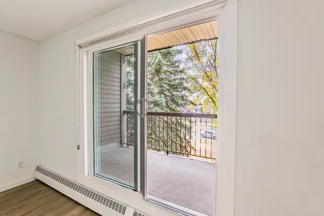 Spacious and bright suites with large windows | Book a showing t in Long Term Rentals in Edmonton - Image 7