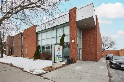 Prime Downtown Cornwall Office Space for Lease at 41 Second Street. Discover the perfect workspace i...