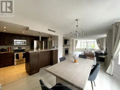 605 - 135 GEORGE STREET S Toronto (Waterfront Communities), Onta