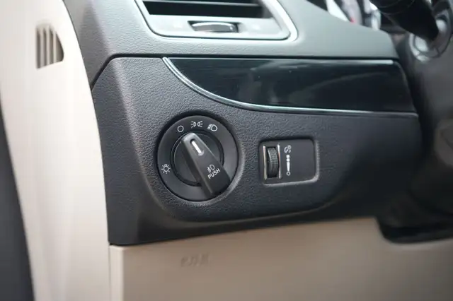 2018 Dodge Grand Caravan SXT Premium Plus WITH STOW & GO in Cars & Trucks in Red Deer - Image 36