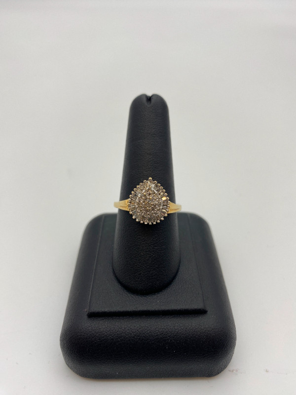 10kt Yellow Gold 0.50ct. Diamonds Cluster Ring $949 in Jewellery & Watches in Mississauga / Peel Region - Image 2