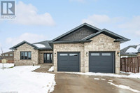 105 DOUGS Crescent Mount Forest, Ontario