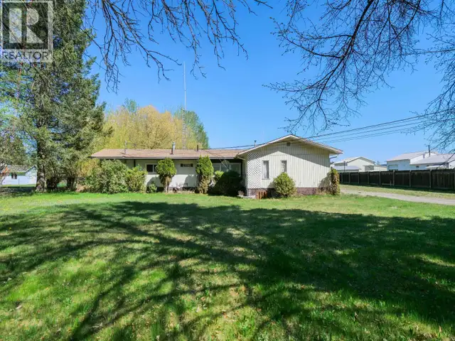 982 MAPLE HEIGHTS ROAD Quesnel, British Columbia in Houses for Sale in Quesnel - Image 2