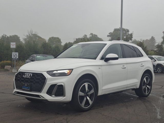 2024 Audi Q5 Progressiv S-line Premium Plus Quattro | Leather in Cars & Trucks in Guelph