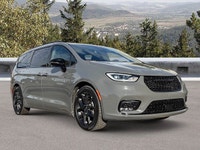 Welcome to Moncton Chrysler Jeep Dodge. Recent Arrival! 2025 Chrysler Pacifica Limited Pentastar 3.6... (image 7)