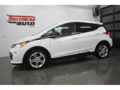 AUTONOMIE DE 417KM GARANTIE PROLONGÉE DISPONIBLE SUR PLACE. Véhicule inspecté avec rapport Carfax. 4...