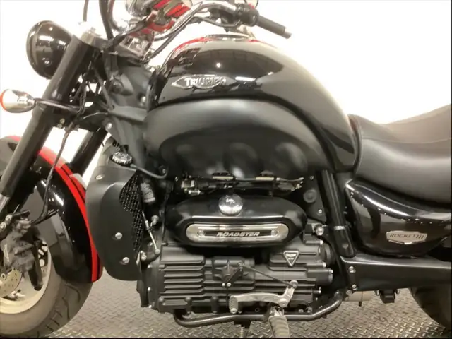 2016 Triumph Rocket 3 Roadster in Street, Cruisers & Choppers in City of Toronto - Image 10