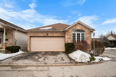 Welcome to this spacious 3 bedroom, 3-bathroom bungalow with low condo fees, in the highly desirable...