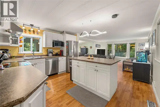 21 7071 Lantzville Rd Lantzville, British Columbia in Houses for Sale in Victoria - Image 10