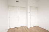 Akelius two bedroom apartment for rent. Located near St-Laurent in the Plateau Mont-Royal neighborho... (image 6)