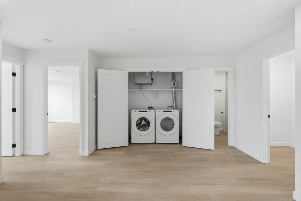 2 Bedroom + Den Apartment 5