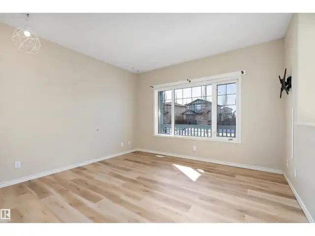 54 BIRCHGLEN CR Leduc, Alberta in Houses for Sale in Edmonton - Image 9