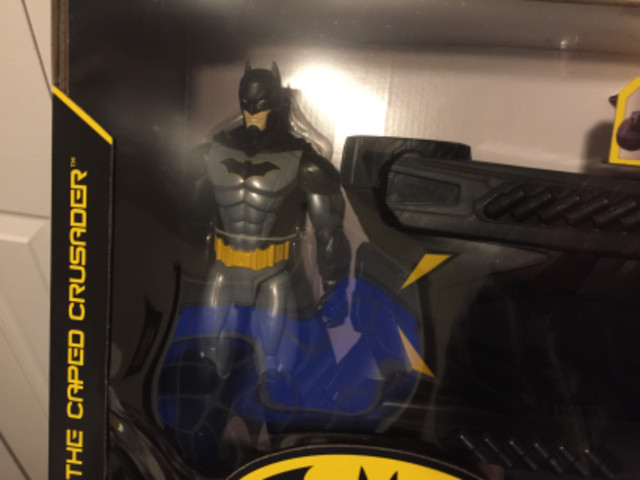 Batman Figures with Batmobile NEW in Toys & Games in Annapolis Valley - Image 3