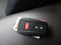 See Dealer Website for Details. 2021 Toyota C-HR LIMITED Engine: 4 Cylinder Engine 2.0L L/100Km City... (image 6)