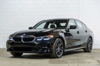 *English below* *Français:* Cette BMW 330e xDrive 2022 affichant 46 615 km, provenant d'un seul prop... (image 2)