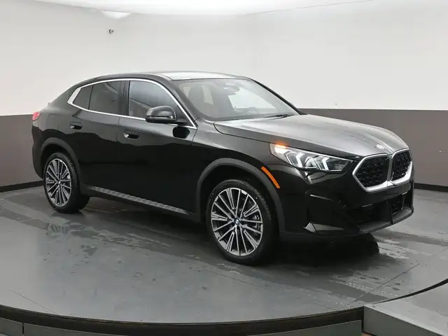 2026 BMW X2 xDrive28i Premium Essential Package
