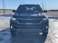 AMVIC Licensed Dealer | Keyless Entry | Touchscreen Infotainment | Smartphone Integration | Advanced... (image 1)