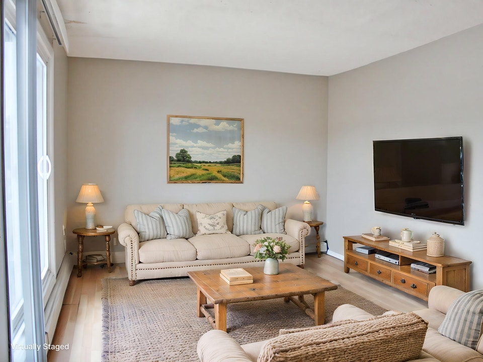 Mount Royal   Apartment For Rent 2