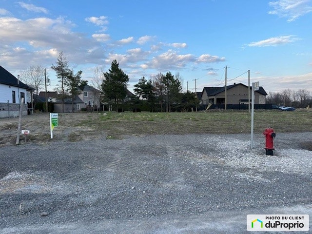 $530,000 - Price taxes included - Residential Lot in Boisbriand — photo 1
