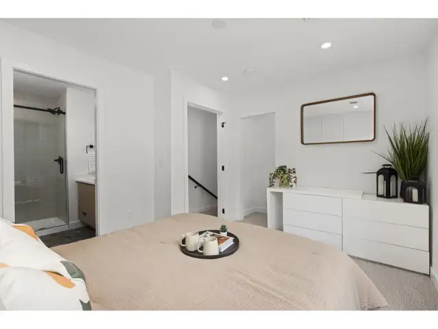 4 1959 165A STREET Surrey, British Columbia in Condos for Sale in Tricities/Pitt/Maple - Image 13