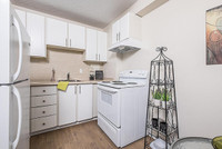 Located steps from the Rideau River and a short drive from downtown, Riverside Towers in Ottawa Sout... (image 5)