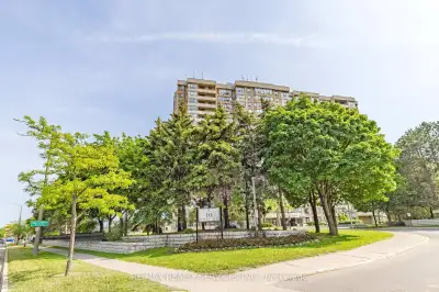 Opportunity Knocks! Own a Large, Spacious 2 + 1 Bedrooms/ 2 FULL Washrooms Condo offering 1250 Squar...