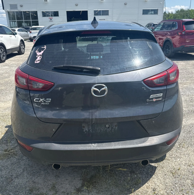 2017 Mazda CX-3 AWD 4x4 Automatique 198 000 KM . MODÈLE AWD 4x4 - 2.0 L . ÉCRAN MULTIMEDIA CAMÉRA DE...