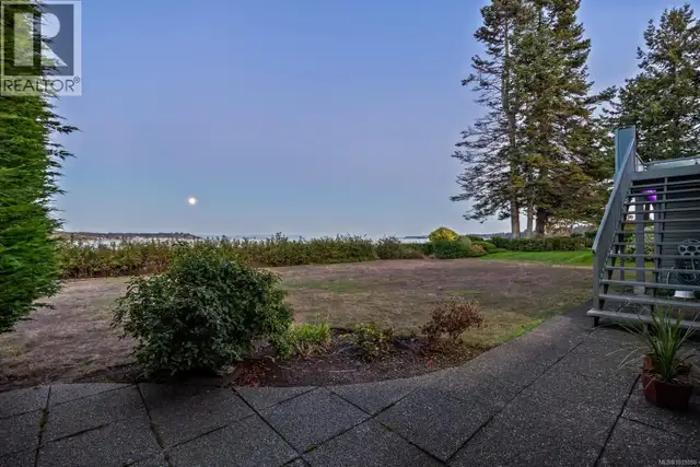 3440 Sandpiper Dr Courtenay, British Columbia in Houses for Sale in Comox / Courtenay / Cumberland - Image 9