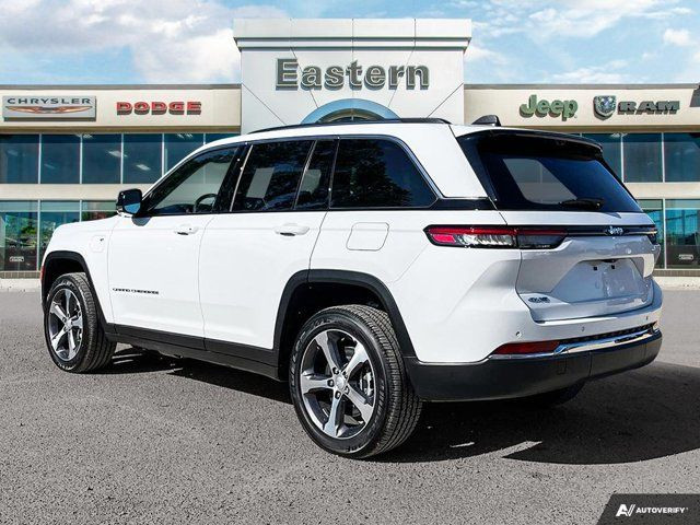 2023 Jeep Grand Cherokee 4xe in Cars & Trucks in Winnipeg - Image 3