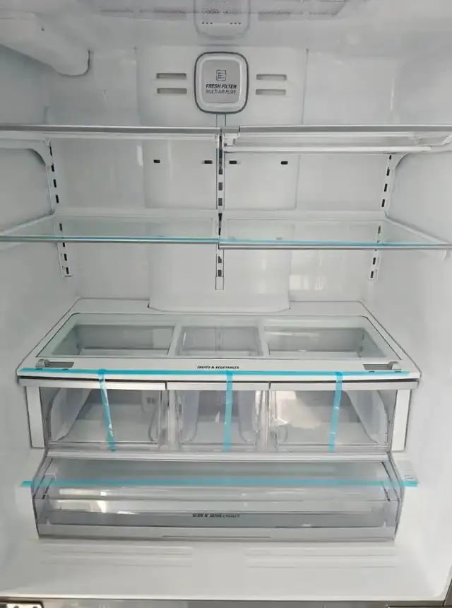 CAN DELIVER LG 36" Stainless Steel French Door Fridge Freeze in Refrigerators in Hamilton - Image 3