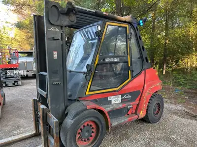 Class-leading 15,850 lb lift capacity for the heaviest yard loads. Diesel power keeps it steady on r...