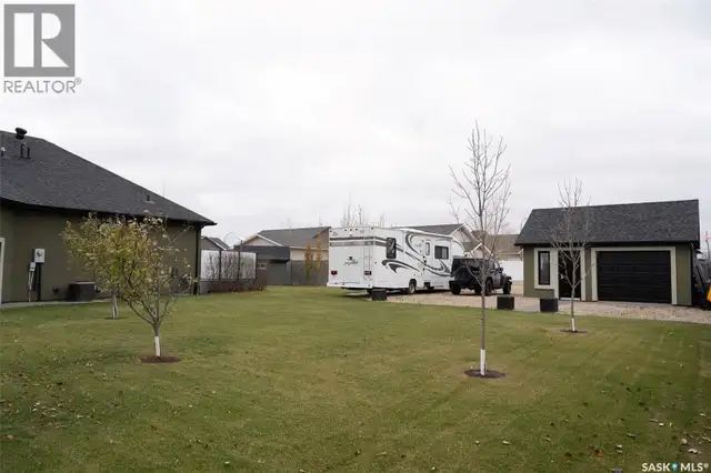 15 Broadway STREET S Redvers, Saskatchewan in Houses for Sale in Regina - Image 12
