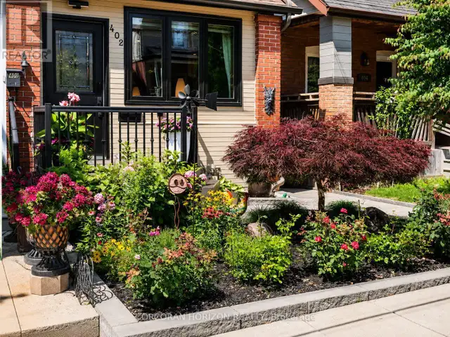 402 Rhodes Avenue Toronto (Greenwood-Coxwell), Ontario, photo 3 of 4