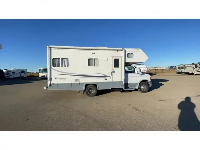 2003 Adventurer LP Class C Adventurer 22RB in RVs & Motorhomes in Edmonton - Image 10