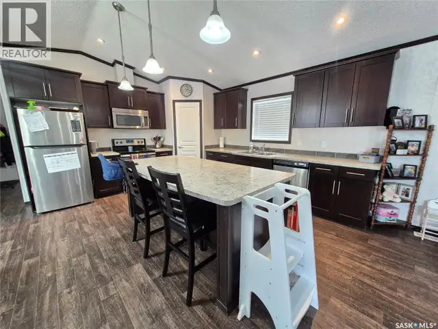 151 2nd AVENUE Bengough, Saskatchewan in Houses for Sale in Moose Jaw - Image 11