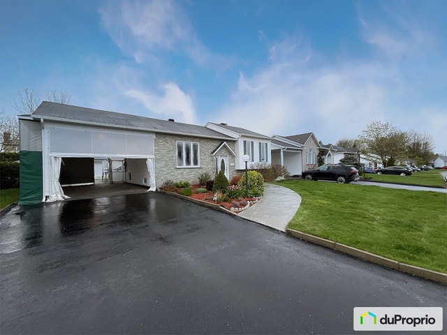 $525,000 - Split Level for sale in Sherbrooke (Fleurimont) — photo 2