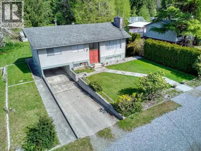 5044 MANSON AVE Powell River, British Columbia in Houses for Sale in Powell River District - Image 37