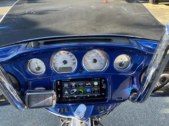 2017 harley-davidson FLHXS Street Glide Motorcycle in Cargo & Utility Trailers in Richmond - Image 11