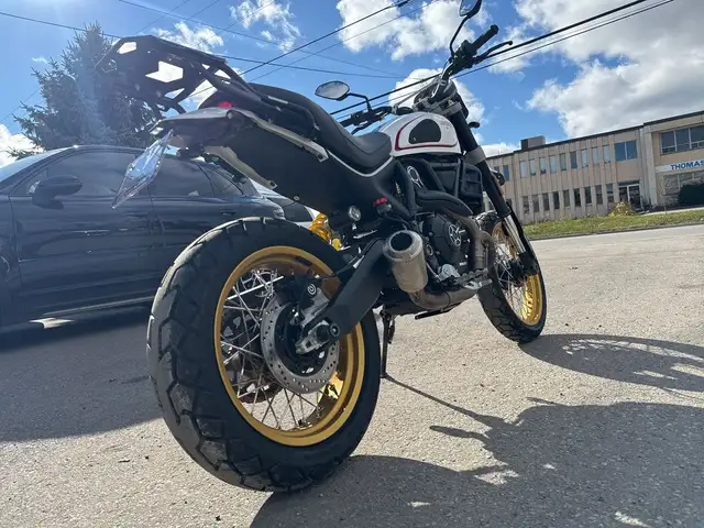 2018 Ducati Scrambler Desert Sled ~ DUCATI SCRAMBLER ~ DESERT SL in Street, Cruisers & Choppers in City of Toronto - Image 14