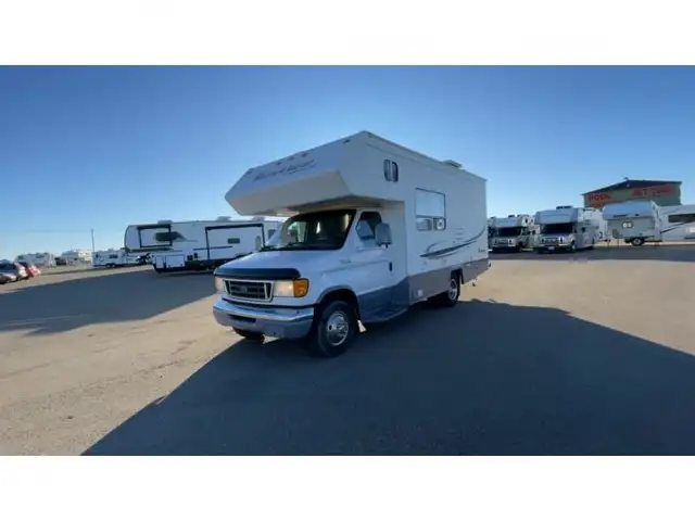 2003 Adventurer LP Class C Adventurer 22RB in RVs & Motorhomes in Edmonton - Image 5