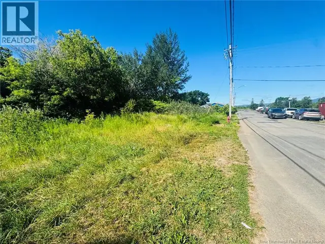 432 Well Street Dalhousie, New Brunswick in Land for Sale in Bathurst - Image 2