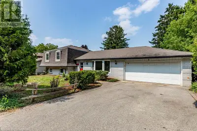 Welcome to 6 Terrace Lane - an exceptional 7-bedroom home perfectly situated just steps to Universit...