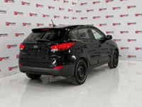 This 2014 Hyundai Tucson GLS gives you that confident, easygoing feeling every time you get behind t... (image 3)