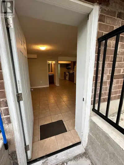 Spacious Walk-Out basement apartment in a peaceful and quiet neighborhood. Spacious bedrooms, large...