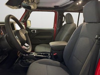 This 2026 JEEP WRANGLER 4-DOOR SAHARA has the following options Cloth Low-Back Bucket Seats, Remote... (image 9)