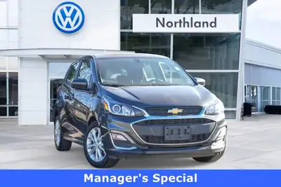 Looking for a reliable commuter that can park in a spot most SUVs wouldn't even attempt? This 2022 S...
